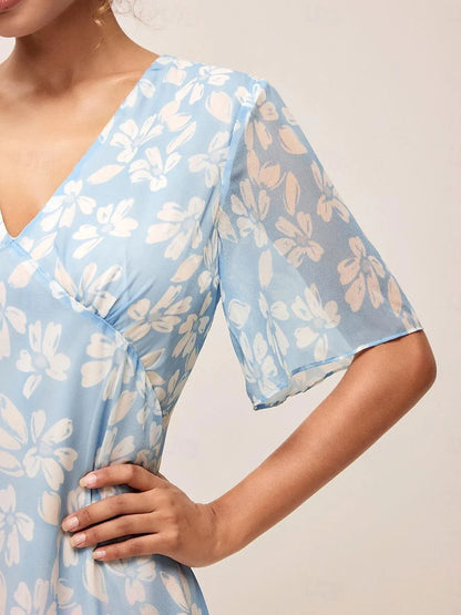 V Yaka Çiçek Desenli Şifon Elbise