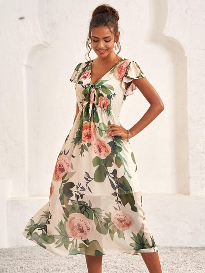 V Yaka Çiçek Desenli Şifon Elbise