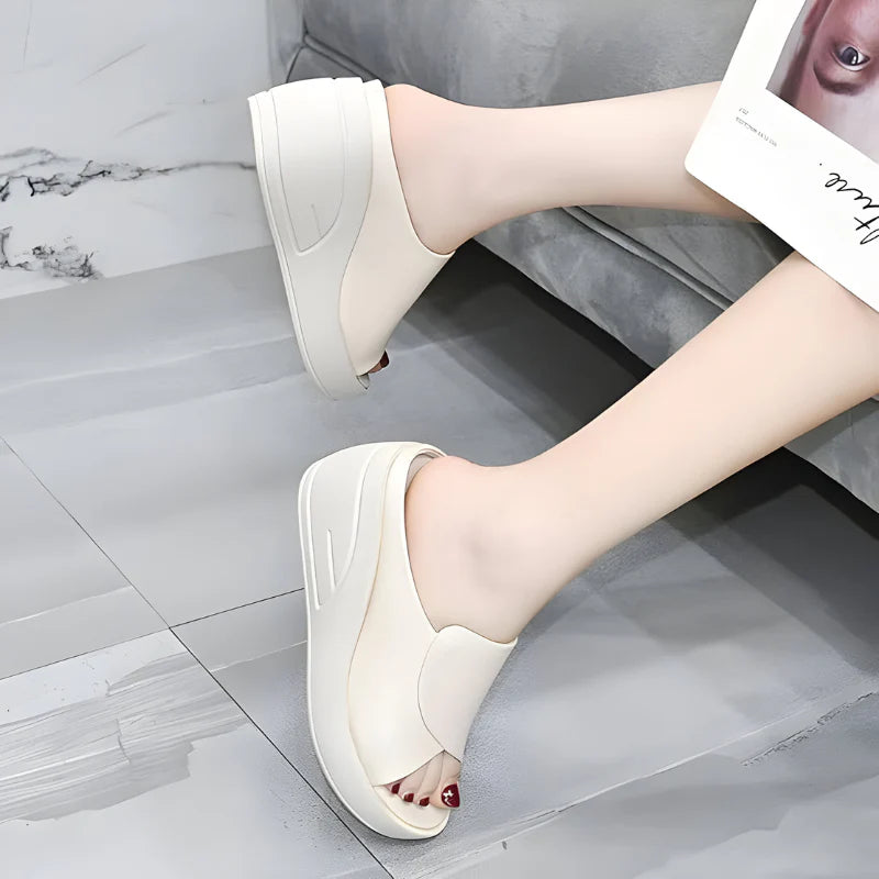 Loïs | Ortopedik Rahatlık Sunan Sandaletler