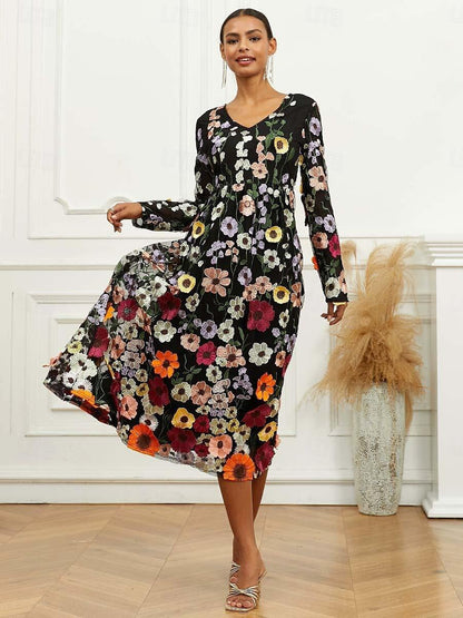 Bishop Kollu Çiçek İşlemeli Elbise